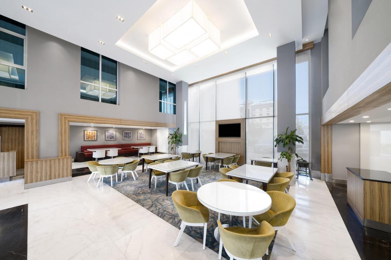 Sas Residence & Hotel, Dhahran - Formerly Radisson Blu Эль-Хубар Экстерьер фото